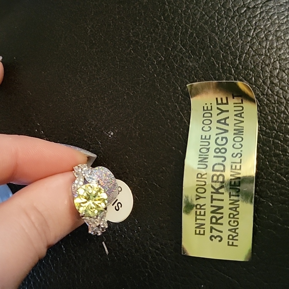 Yellow stone ring